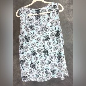 Torrid Pale Teal Floral Sleeveless V-Neck Blouse | Size 1 (1X) | Flowy Fit